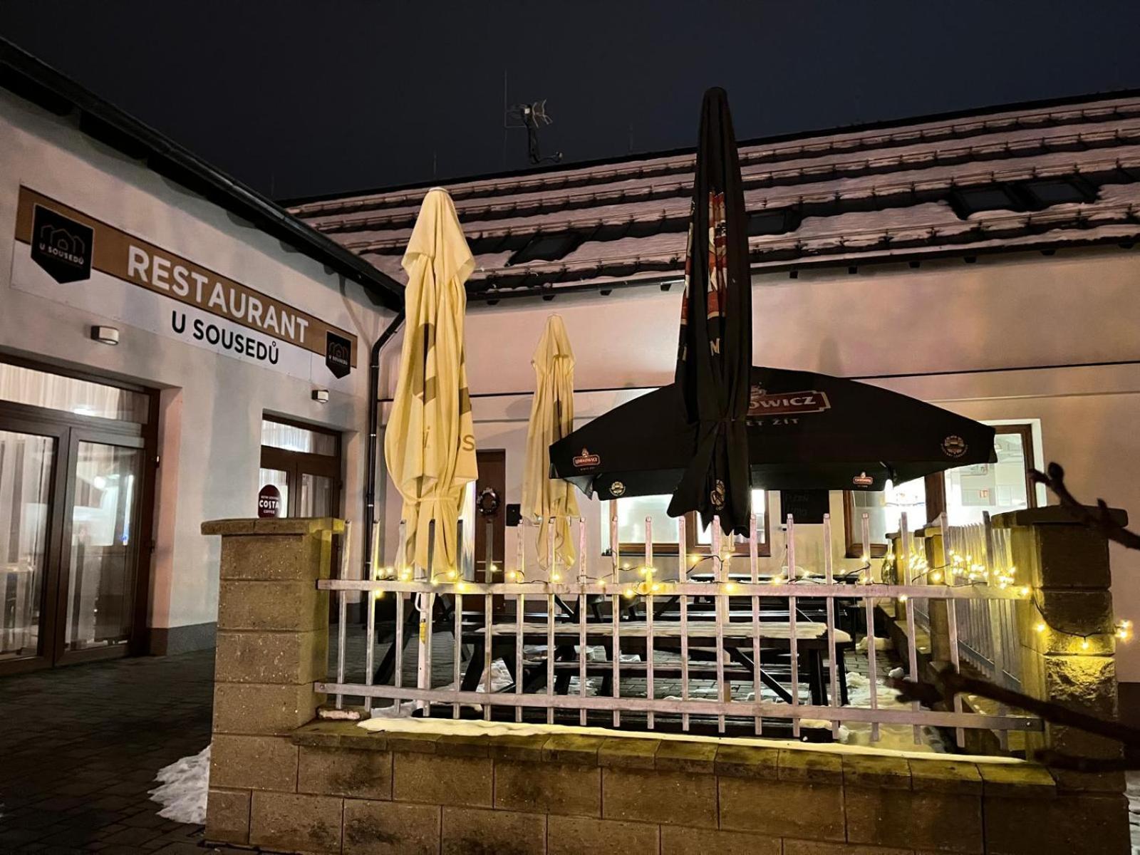 Penzion A Restaurace U Sousedu Strazny Eksteriør bilde